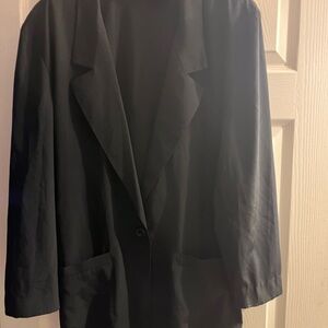 Sophisticated Women's Black Blazer